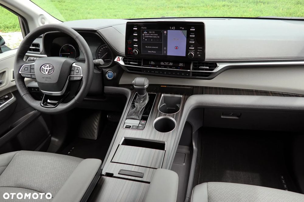 Toyota Sienna - 13