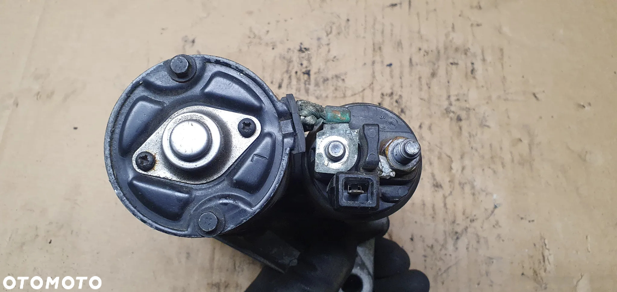 Rozrusznik starter silnika VW Polo 9N 1.2 02T911023G - 5