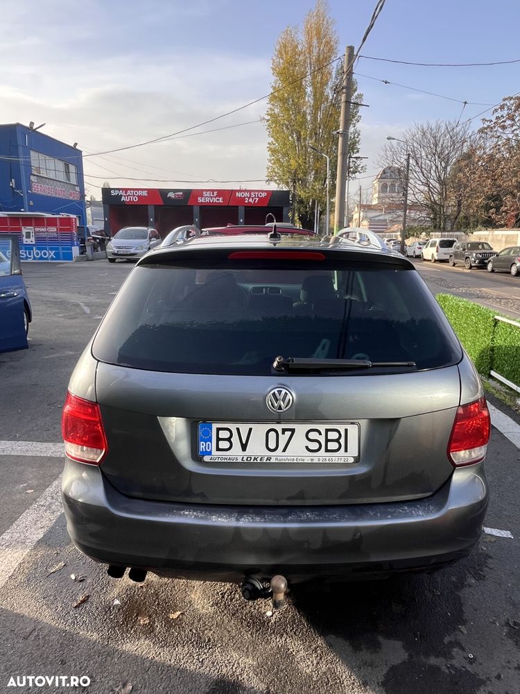 Volkswagen Golf 2.0 TDI DPF DSG Comfortline - 3