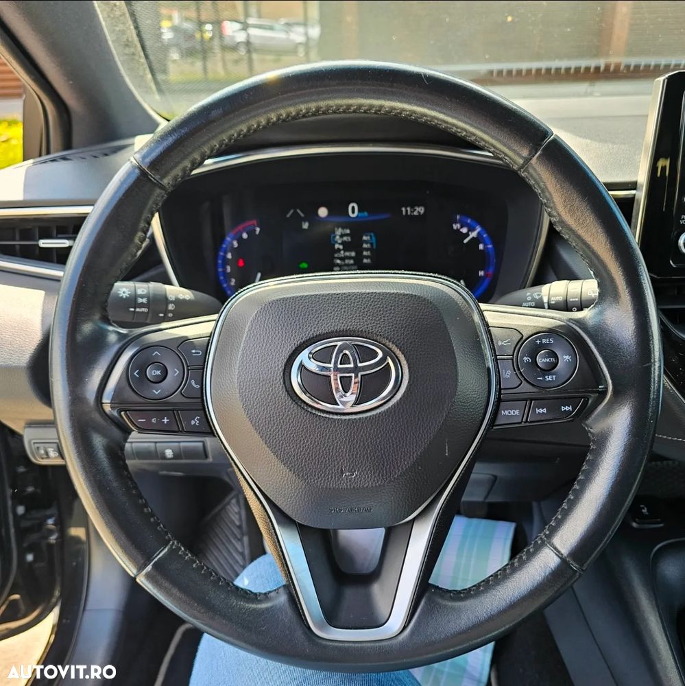 Toyota Corolla 1.8 HSD Dynamic - 21