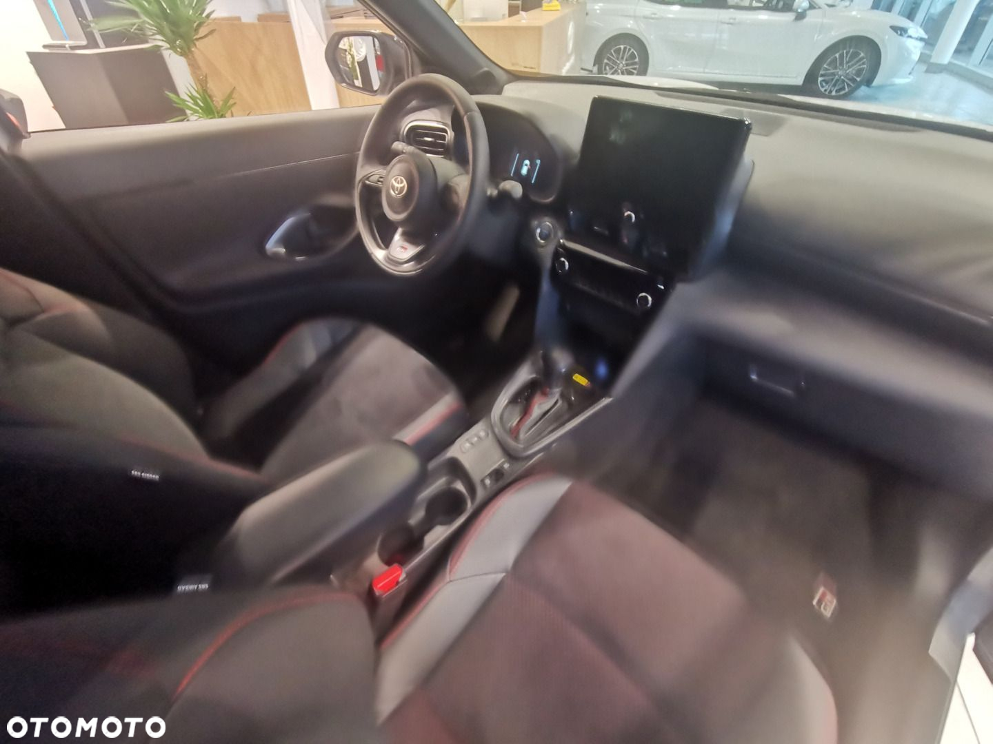 Toyota Yaris Cross - 11