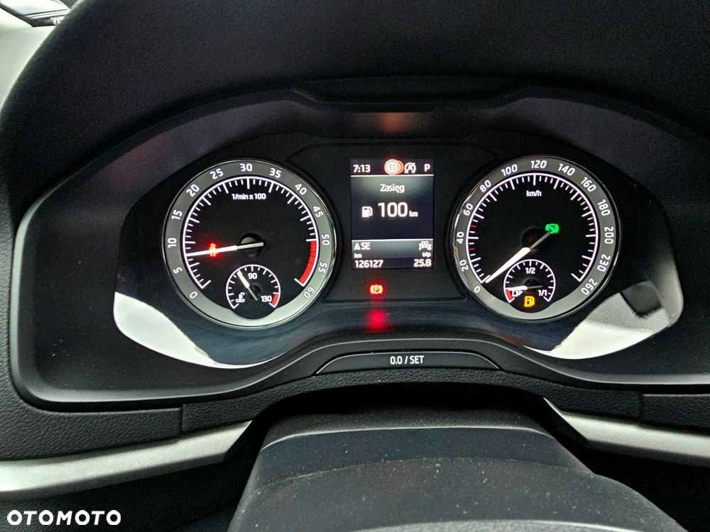 Skoda Karoq 1.6 TDI 4x2 Ambition DSG - 29