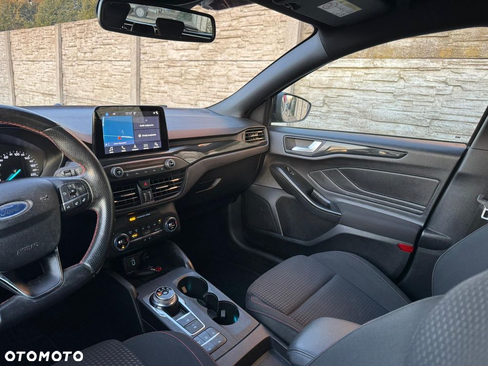 Ford Focus 1.5 EcoBlue Start-Stopp-System ST-LINE - 6