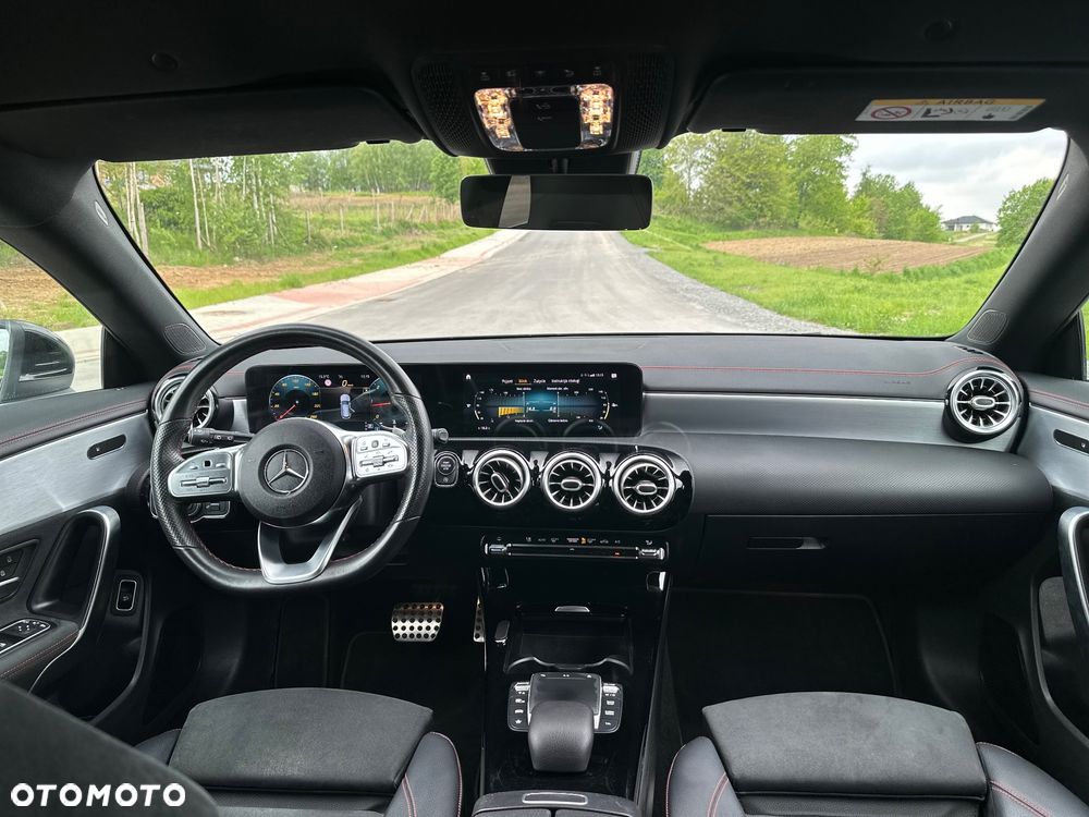 Mercedes-Benz CLA 200 d 4-Matic AMG Line 8G-DCT - 12