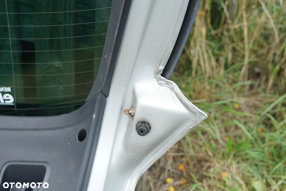 Klapa bagażnika tył Renault Megane III Coupe 3d TED69 - 16