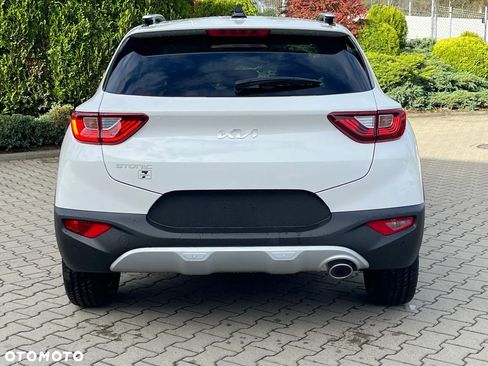 Kia Stonic - 6