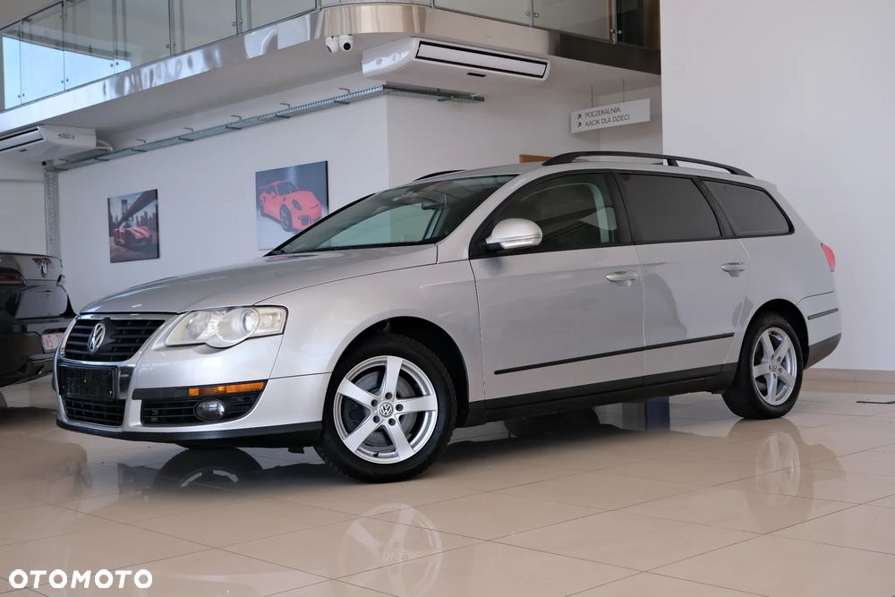 Volkswagen Passat - 8