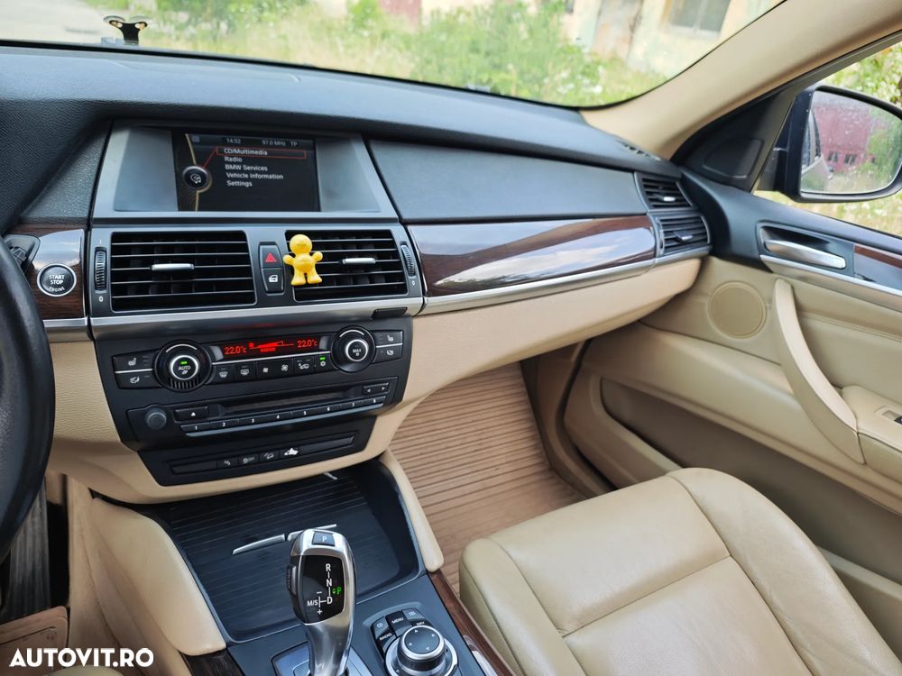 BMW X6 xDrive30d - 10