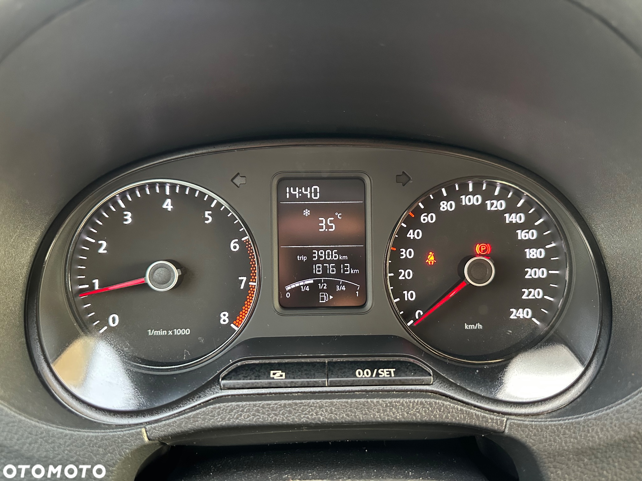Volkswagen Polo - 6