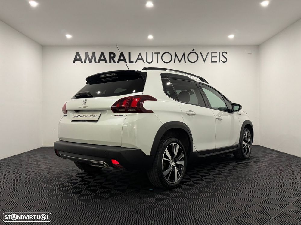 Peugeot 2008 1.6 BlueHDi GT Line - 4