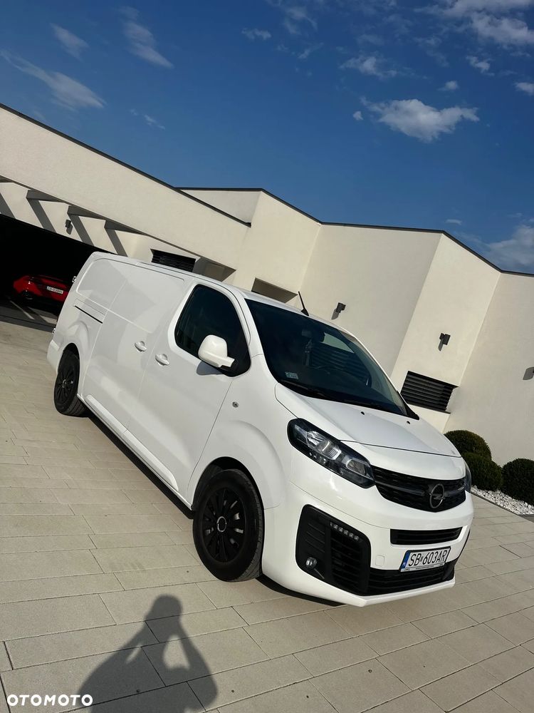 Opel Vivaro - 1