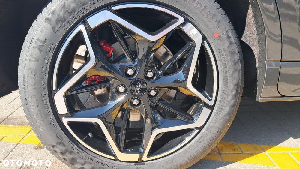 Ford Kuga - 13