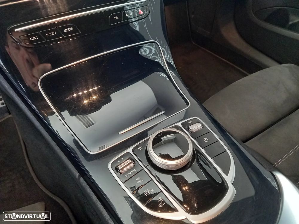 Mercedes-Benz C 300 BlueTEC Hybrid AMG Line - 22