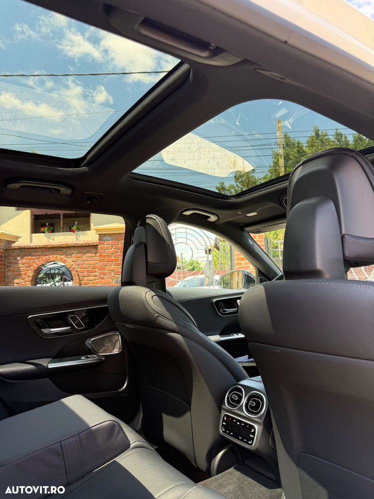 Mercedes-Benz C 300 de 4MATIC 9G-TRONIC AMG Line - 14