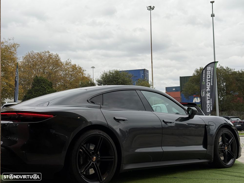 Porsche Taycan 4S Bateria Performance Plus - 8