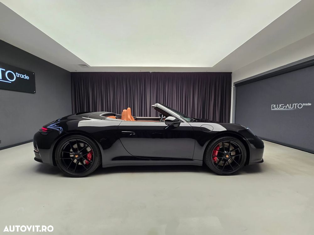 Porsche 911 - 32