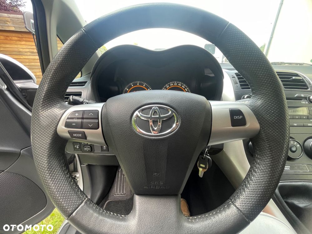 Toyota Auris 1.6 Active - 6