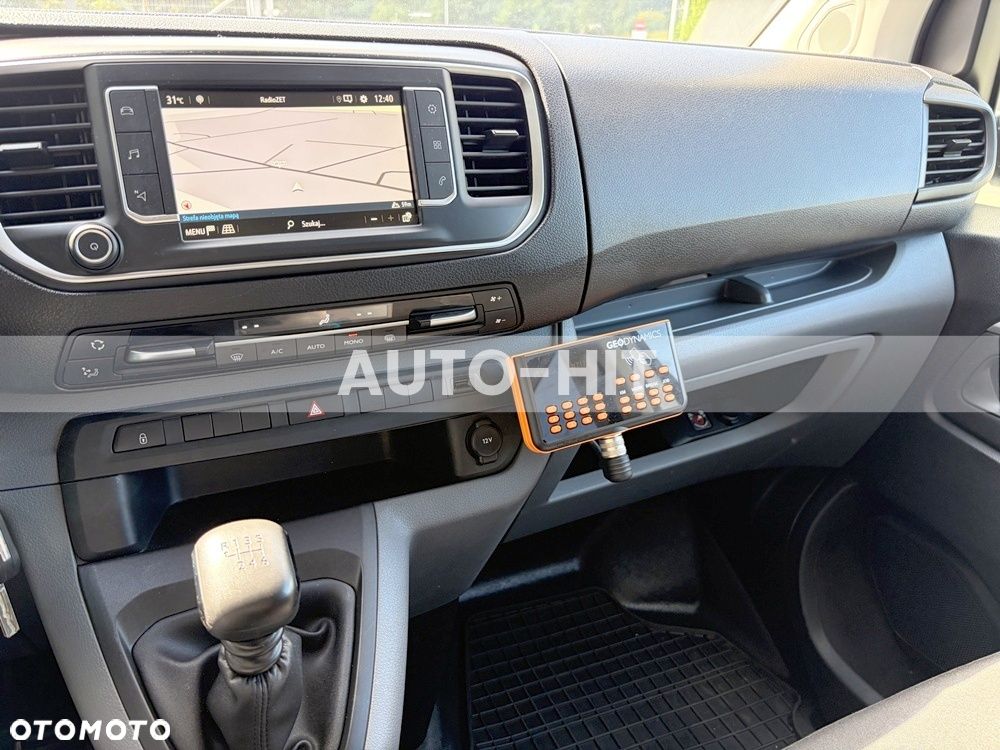 Opel Vivaro - 8