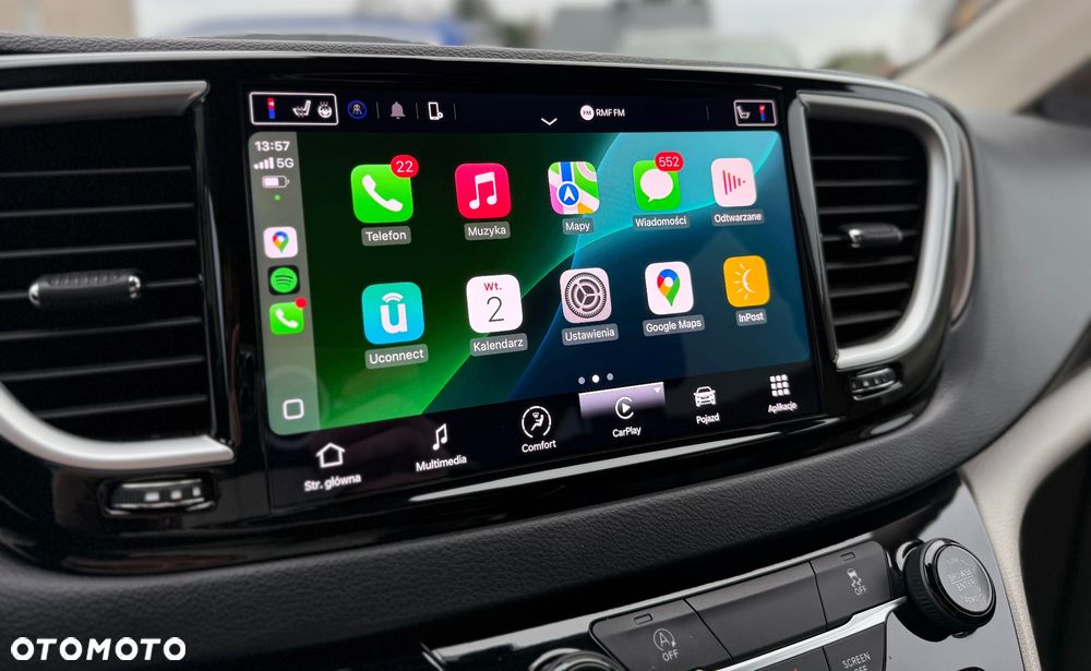 Chrysler Pacifica - 20