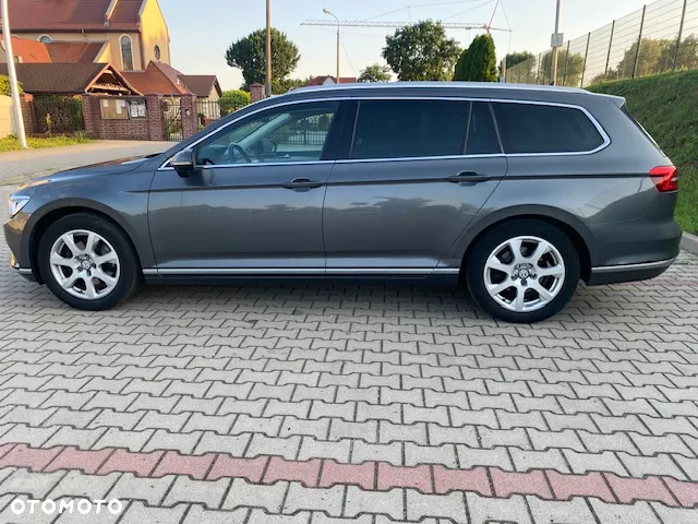 Volkswagen Passat 2.0 TDI BMT Comfortline - 10