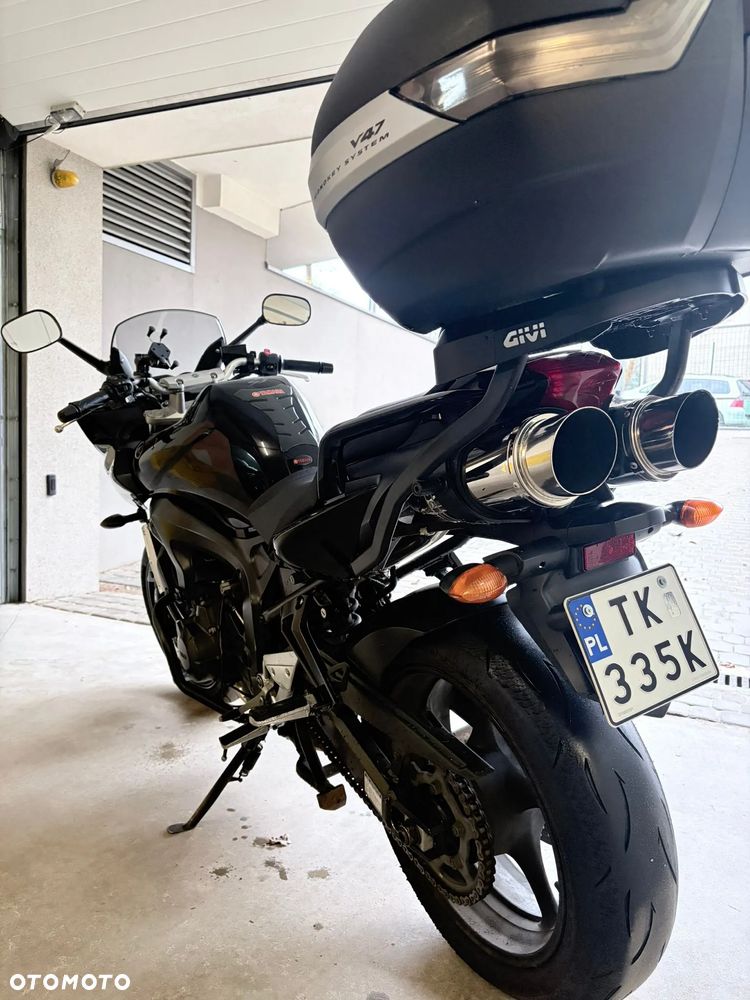 Yamaha FZ6 - 3