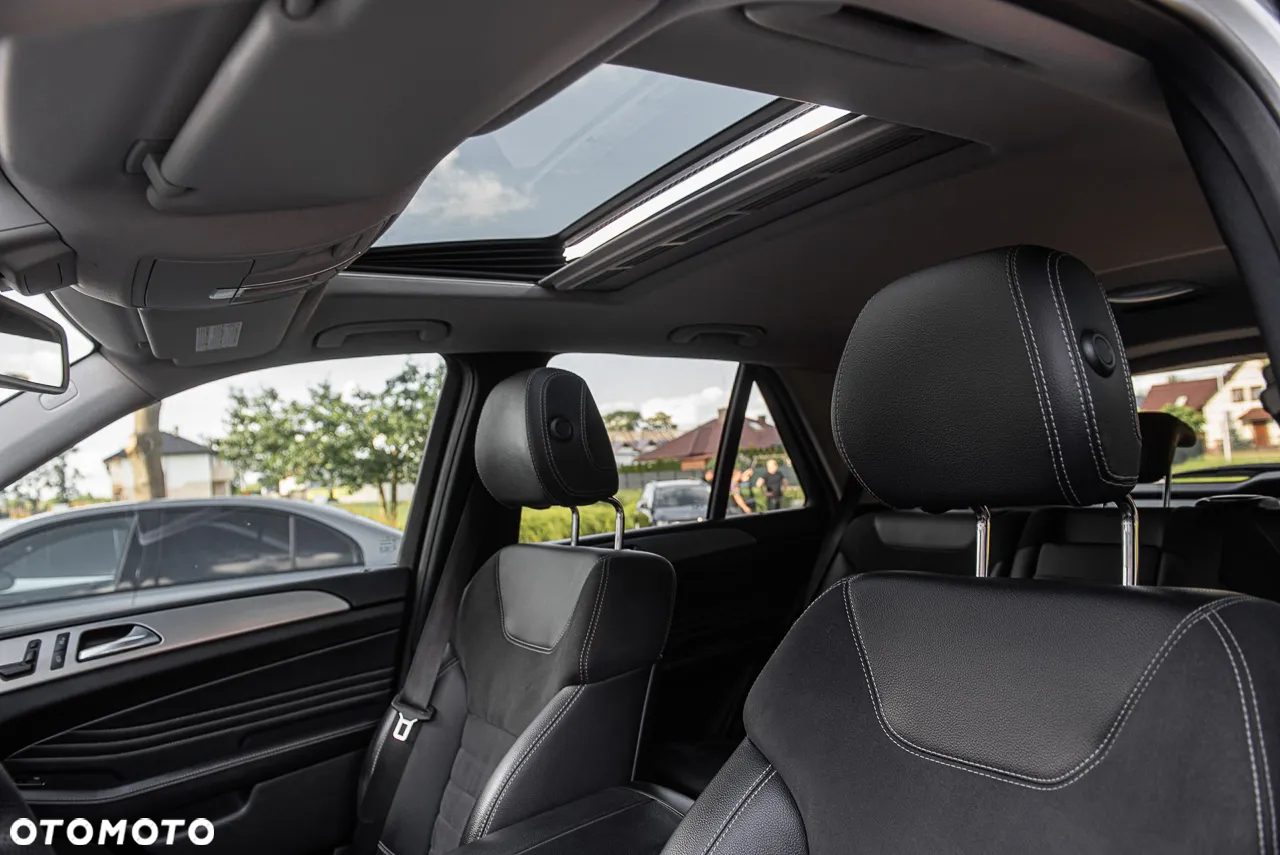 Mercedes-Benz ML 350 BlueTec 4-Matic - 19