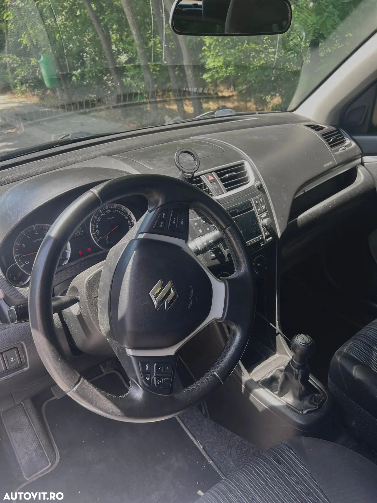 Suzuki Swift - 11