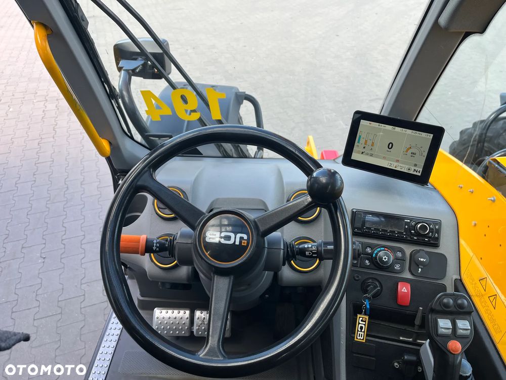 JCB 532-70 Agri Super - 12
