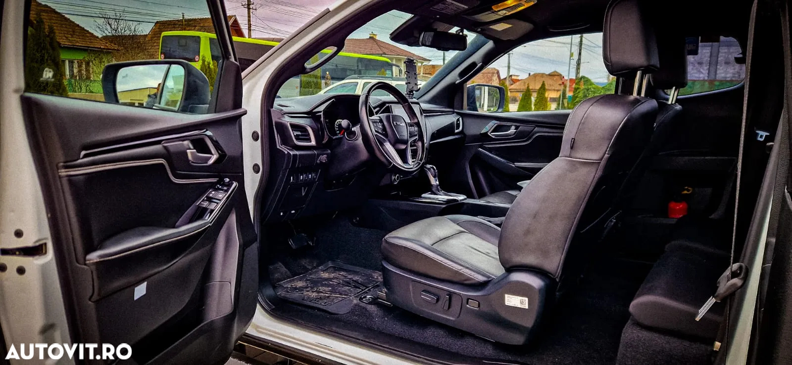 Isuzu D-Max - 10