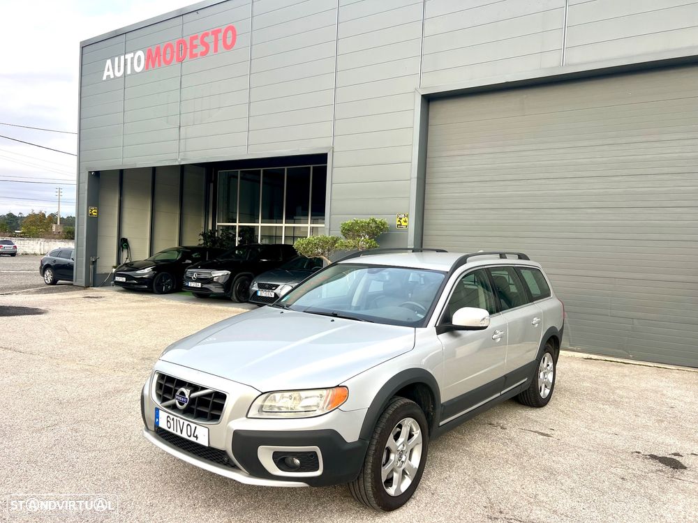 Volvo XC 70 2.4 D Drive Summum - 1