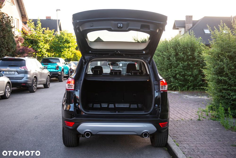 Ford Kuga 2.0 TDCi 4x4 Titanium - 14