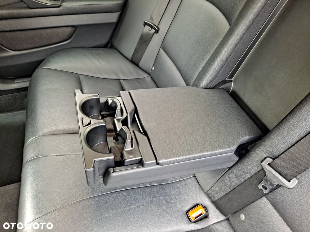 BMW Seria 5 530d xDrive Luxury Line - 14