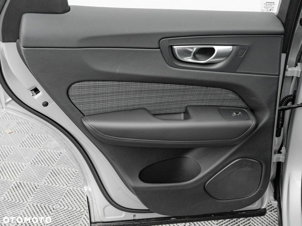 Volvo XC 60 B4 D Core - 24