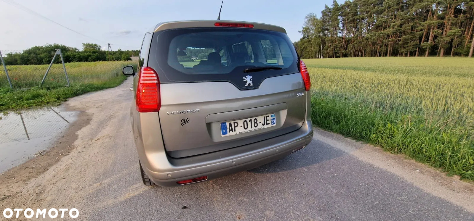 Peugeot 5008 - 10
