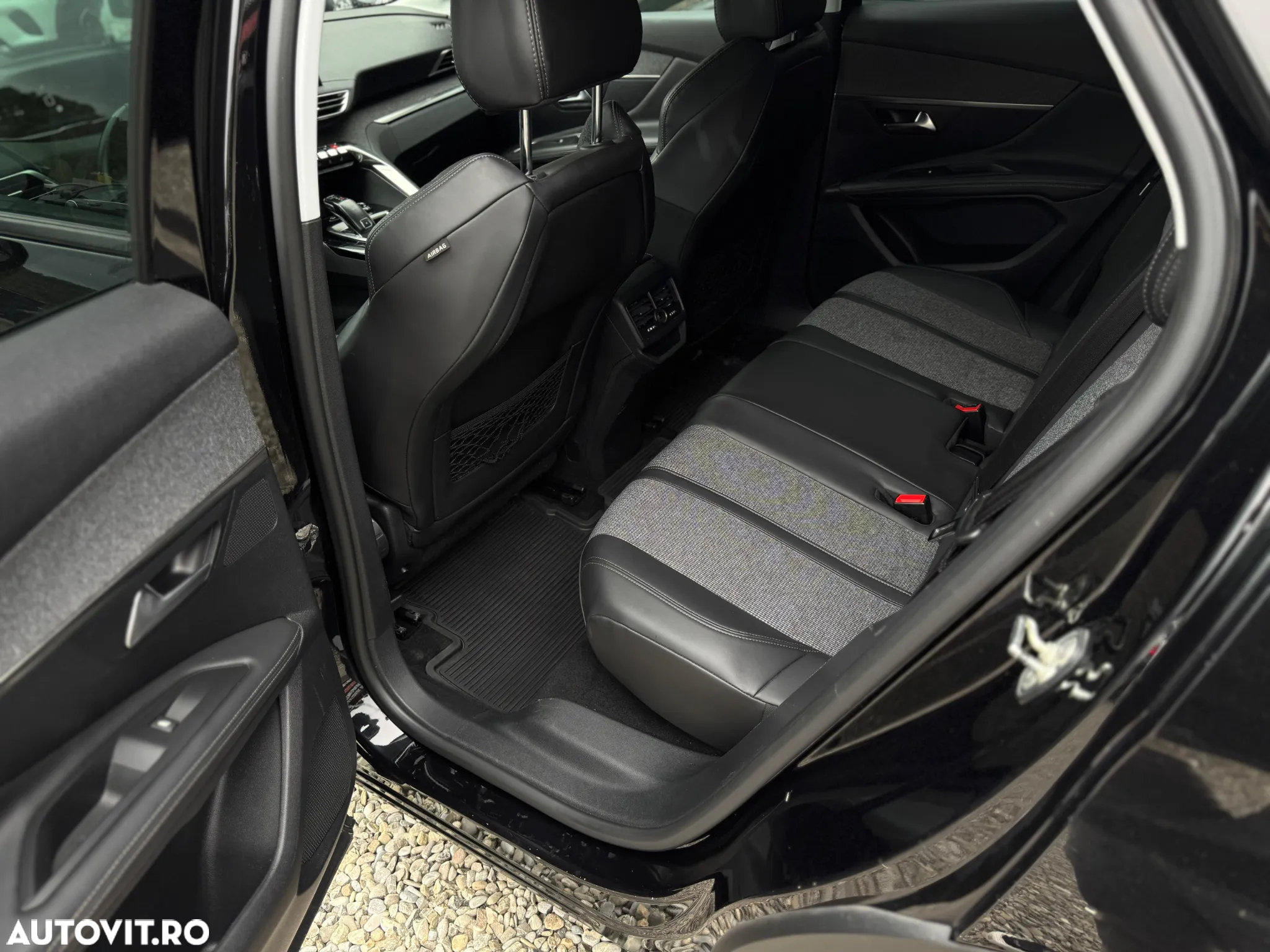 Peugeot 3008 1.5 BlueHDI S&S EAT8 Allure - 12