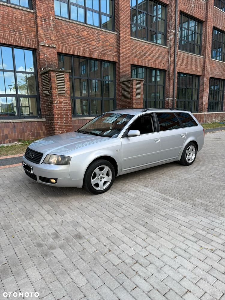 Audi A6 Avant - 1