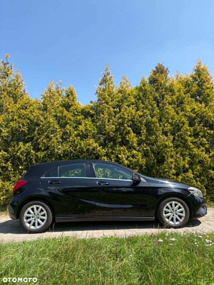 Mercedes-Benz Klasa A 180 (BlueEFFICIENCY) - 3