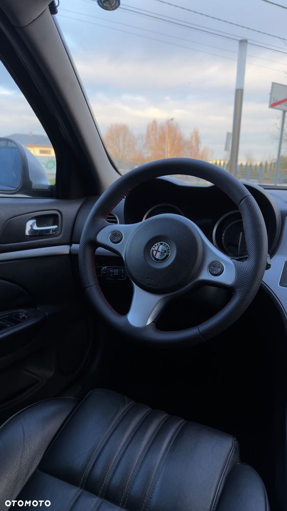 Alfa Romeo 159 2.4 JTDM 20V DPF Distinctive - 22