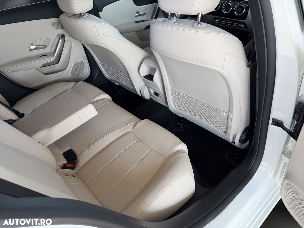 Mercedes-Benz A 200 MHEV 7G-DCT - 13