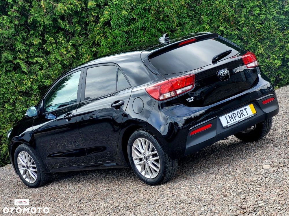 Kia Rio - 2