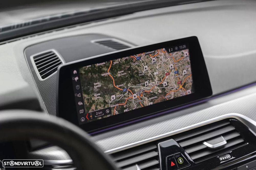 BMW 530 e iPerformance - 13