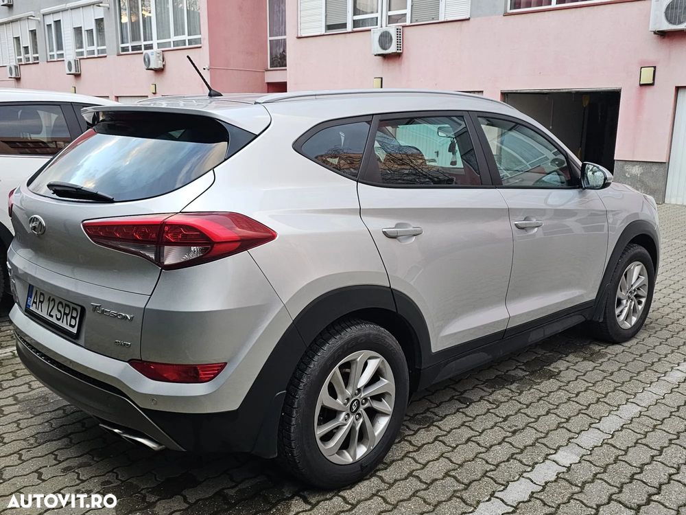 Hyundai Tucson 1.6 GDI 2WD 6MT ISG Style - 6