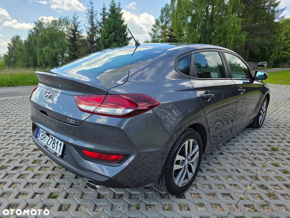 Hyundai i30 1.0 T-GDI Connect & Go - 4