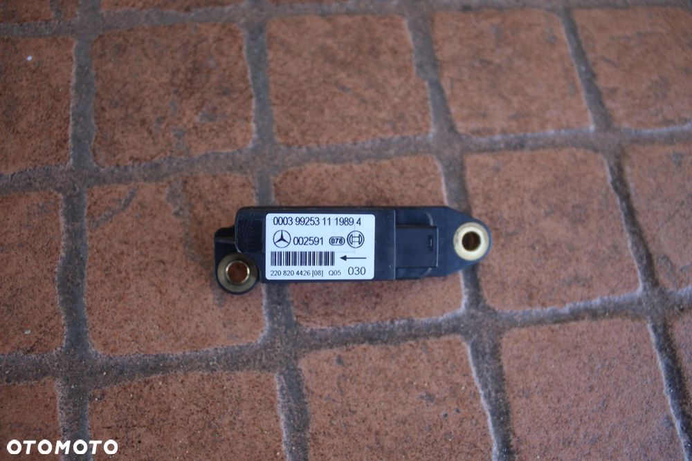 CZUJNIK UDERZENIA MERCEDES W210 2208204426 - 1