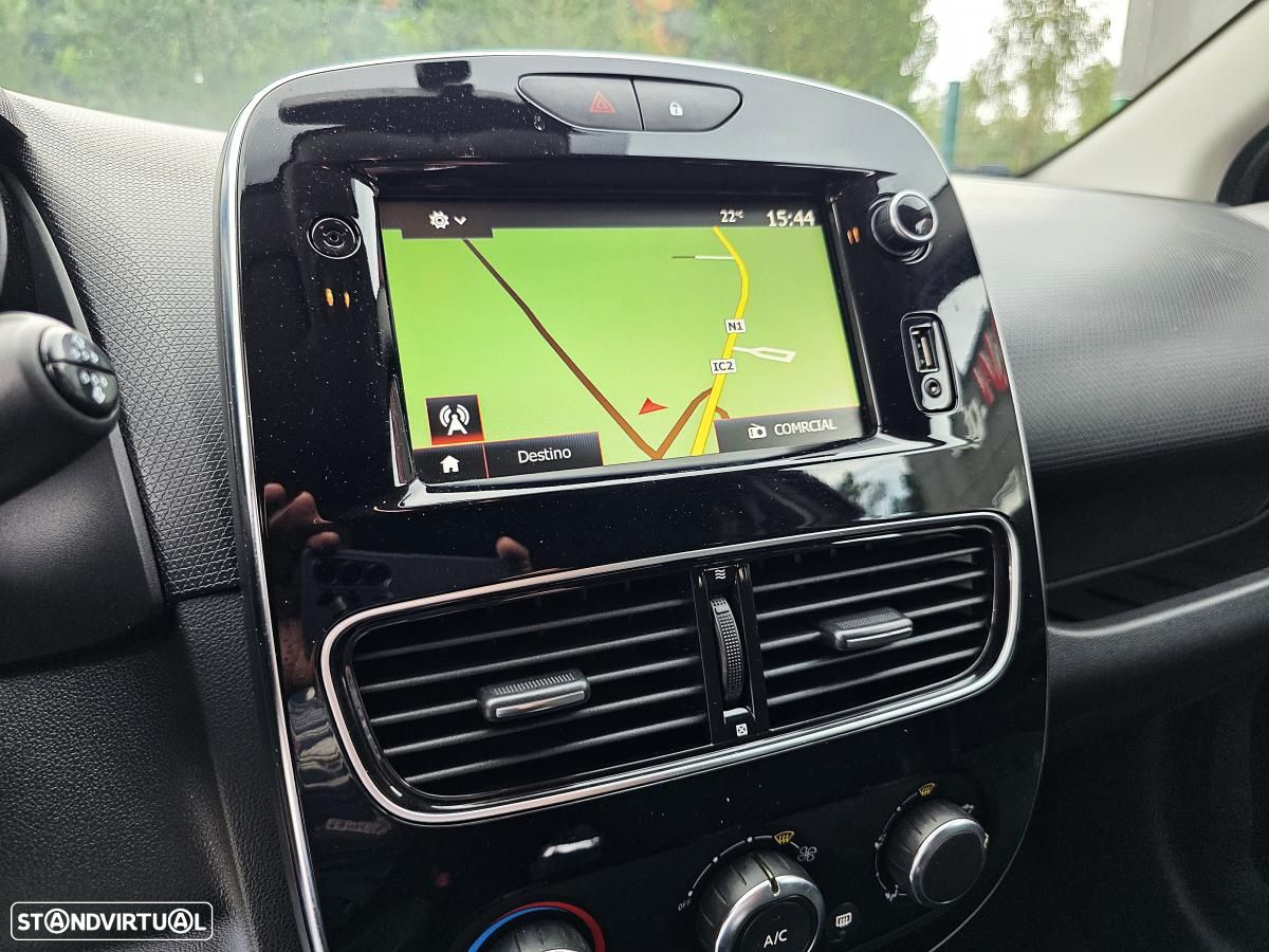 Renault Clio Sport Tourer 1.5 dCi Limited - 24