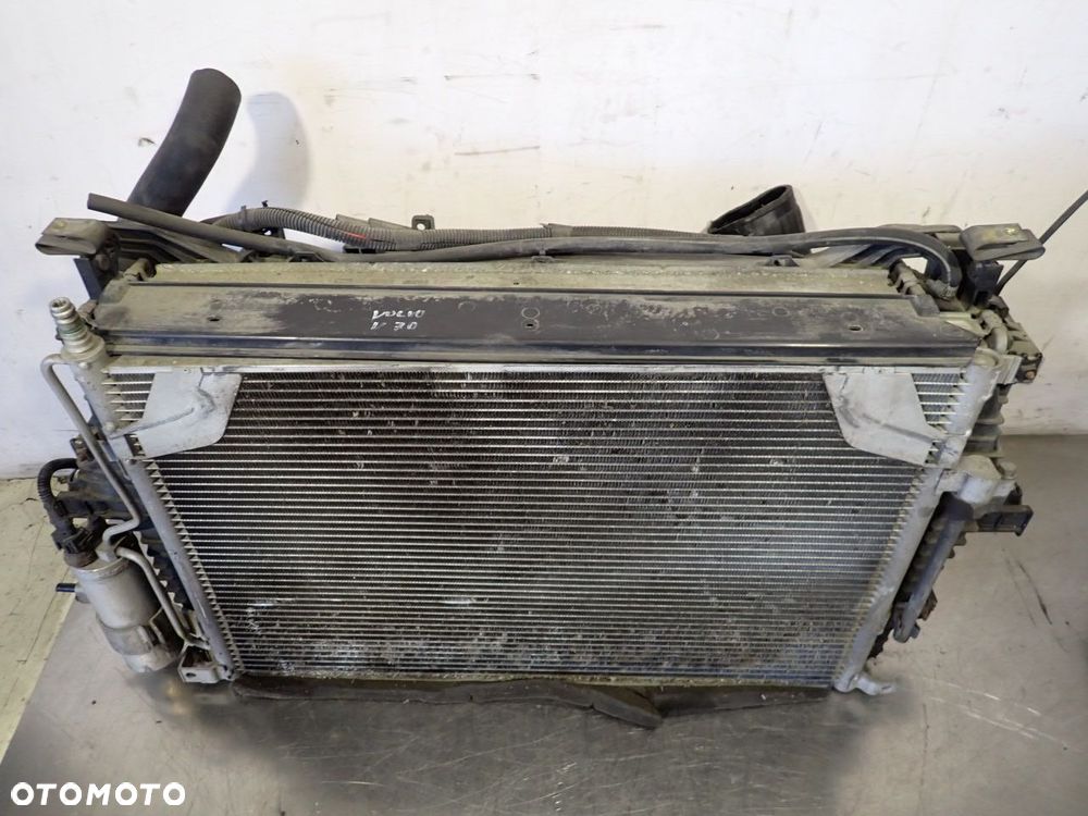 ZESTAW CHŁODNIC VOLVO V70 II - 2