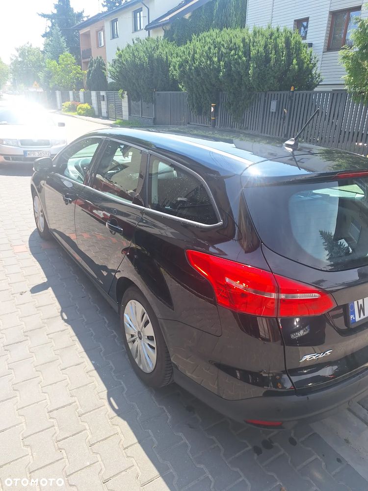 Ford Focus 1.6 SYNC Edition - 3