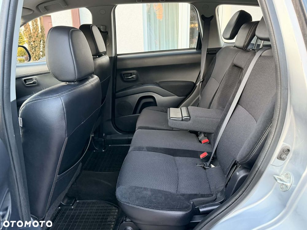 Citroën C-Crosser - 10