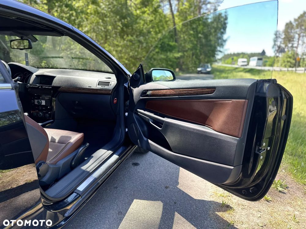 Opel Astra 1.6 Cosmo - 27