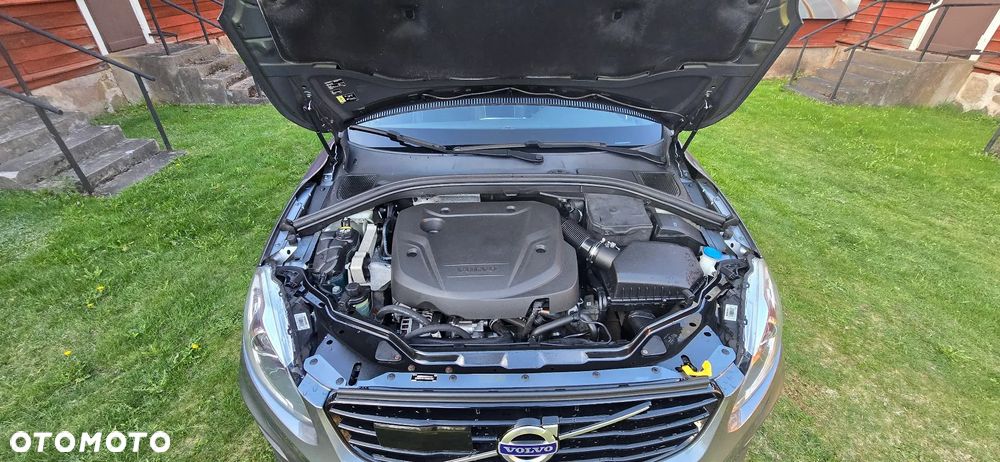 Volvo XC 60 D4 RDesign - 23